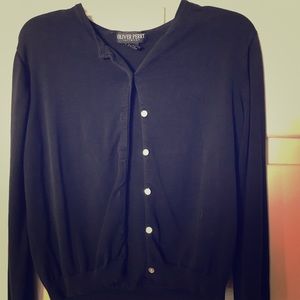 Beautiful Oliver Perry sweater.
